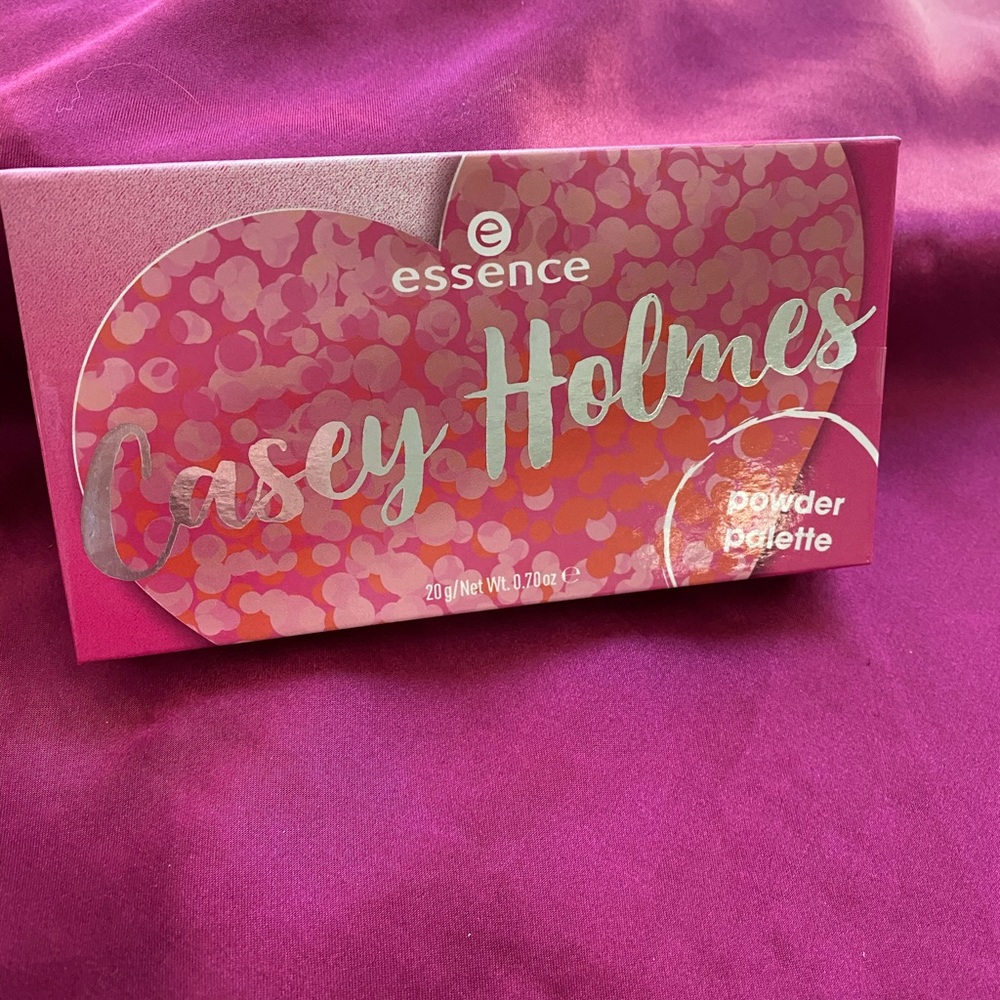 Essence Powder Palette